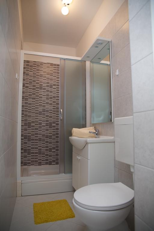 Banic Apartments With Pool 比奥格勒·纳·莫鲁 客房 照片